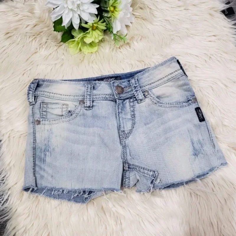Silver Jeans Suki Surplus Cutoff Denim Shorts 26